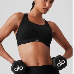 Alo Power Move High Impact Sports Bra Black 32C Convertible & Adjustable straps.
